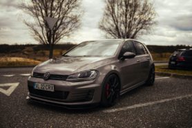 Side shot of the Golf GTD parked outside
